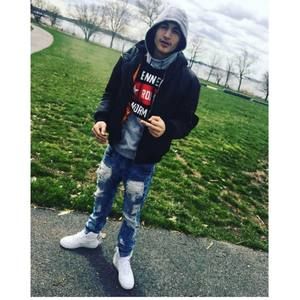 Meet your Posher, Moe